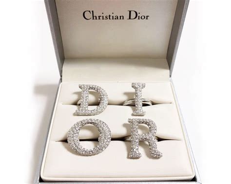 christian dior ring set.